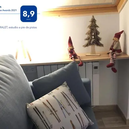 Apartment Chic Humaralet, Pie De Pistas, Free Parking